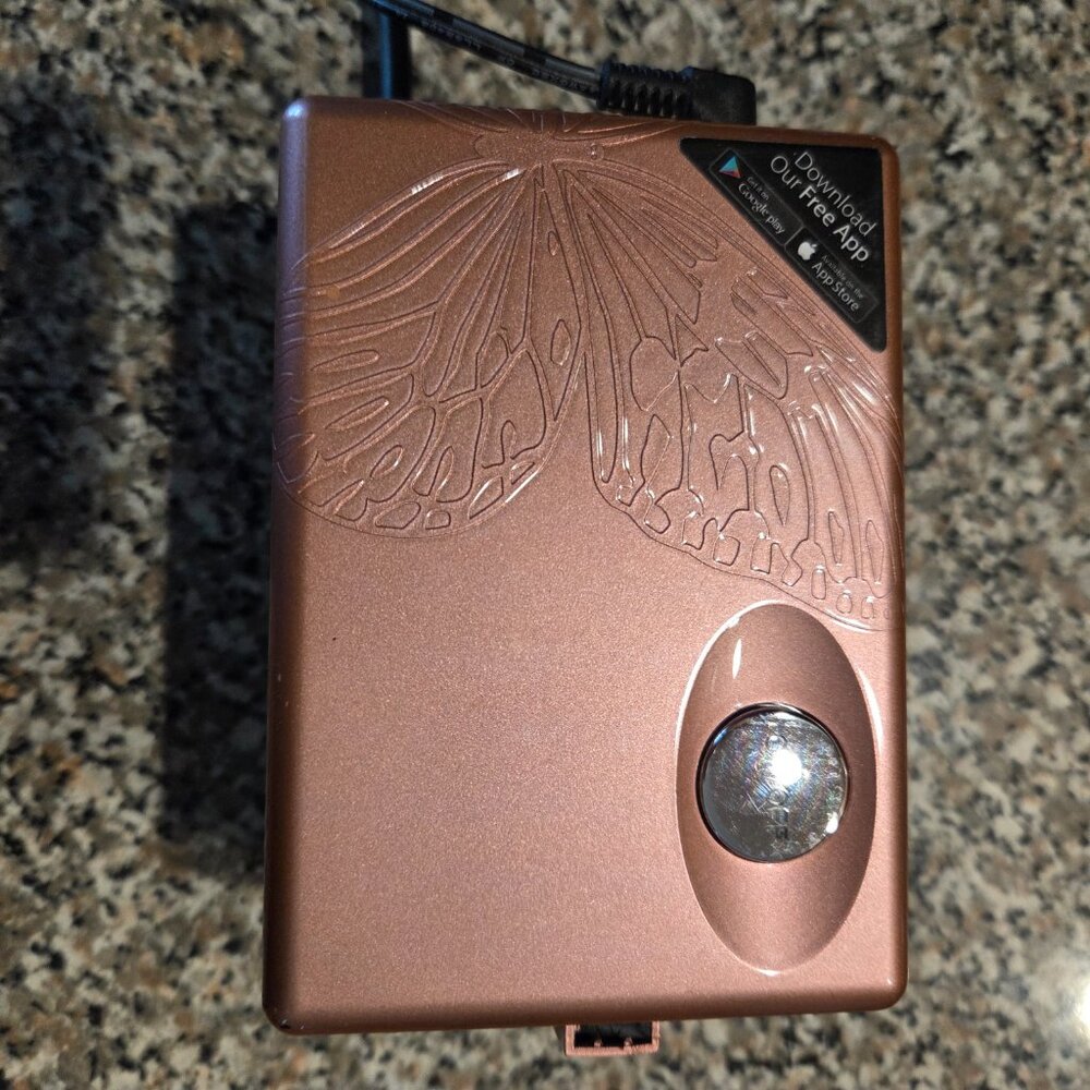 Luminess Air Icon Airbrush System Unit, Gun & Power Cord PC-100RGC